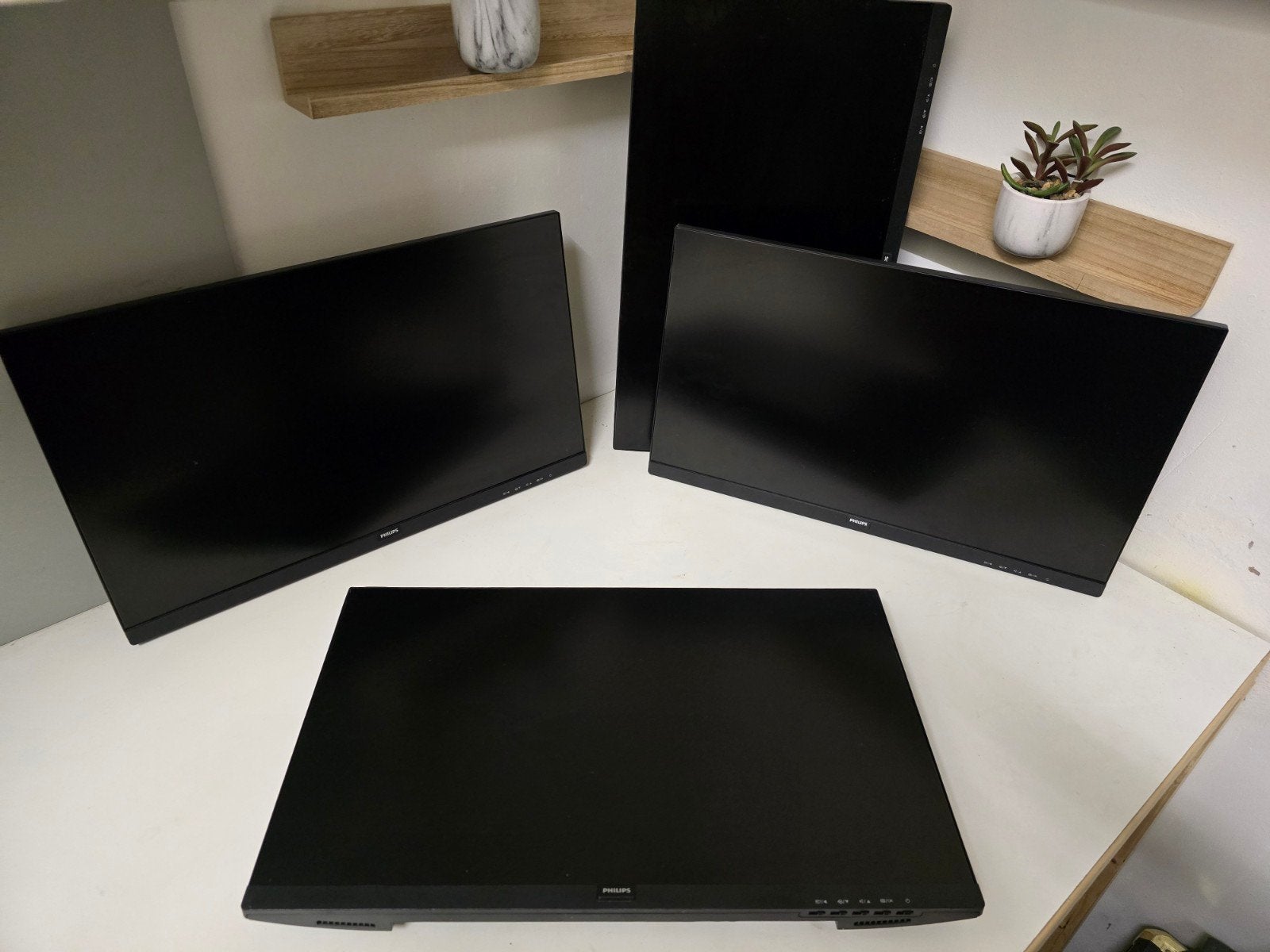 Philips monitor 24 inch met HDMi - dunne rand - nette staat, Ophalen of Verzenden