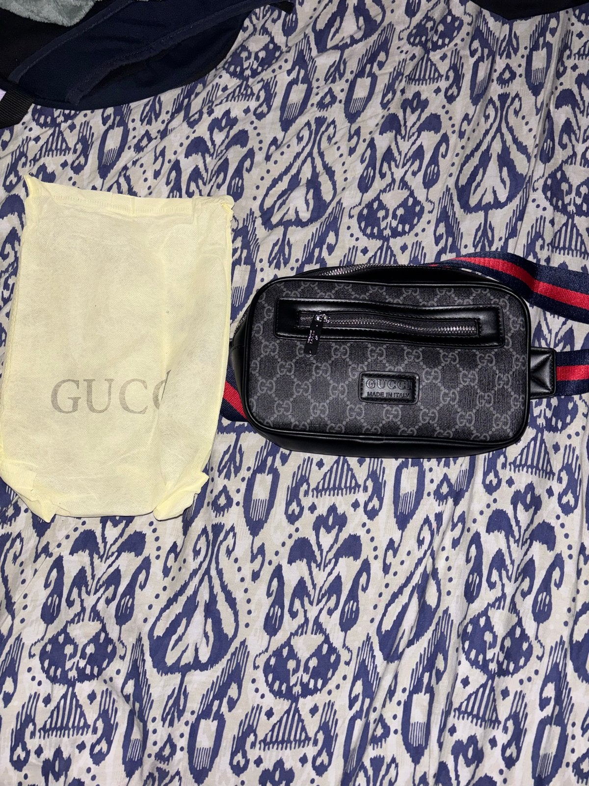Gucci heuptas/crossbody tas met GG Supreme canvas, Ophalen of Verzenden, Gebruikt, Zwart, Overige typen