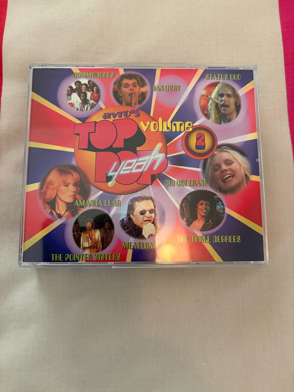 AVRO's Top Pop Yeah Volume 2 - Dubbel CD, Pop, Ophalen of Verzenden, Zo goed als nieuw, Verzamelalbum