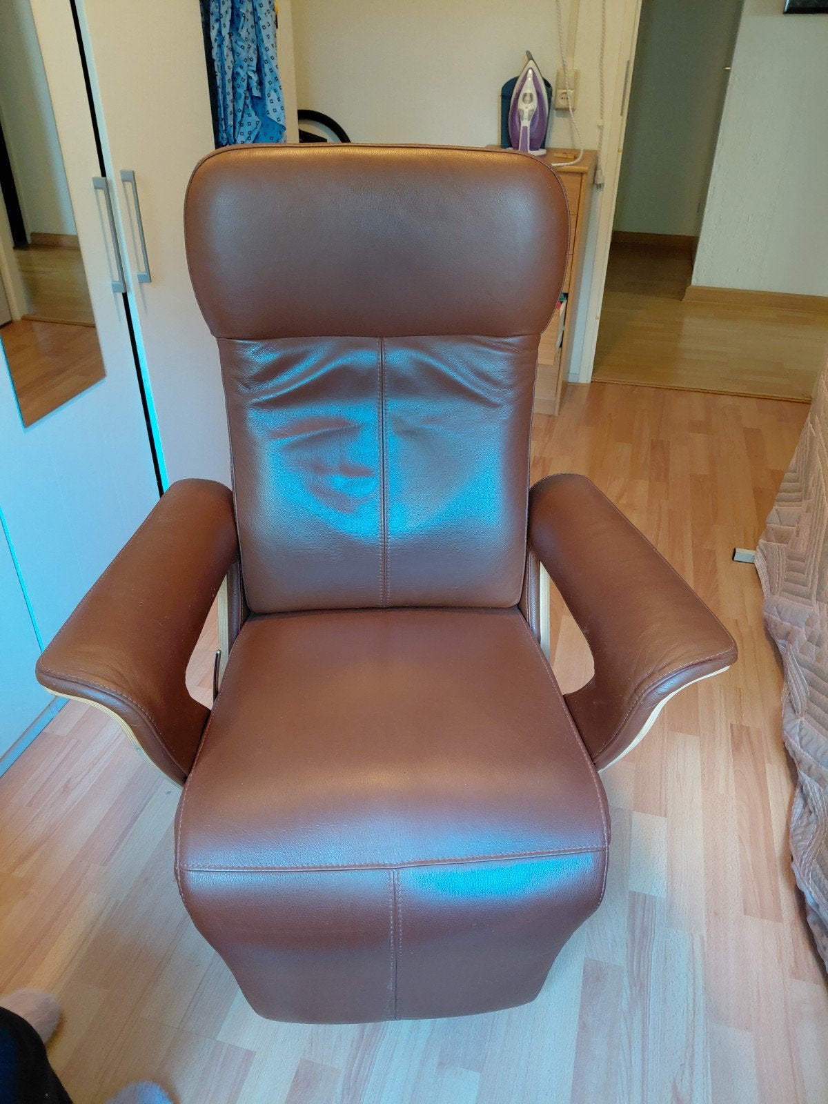 relaxstoel, Ophalen, Minder dan 75 cm, Leer, Zo goed als nieuw