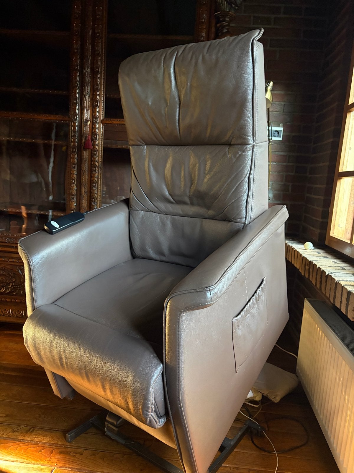 Ciar Relaxfauteuil met Sta-op functie - Bruin Leer, Ophalen, Gebruikt, 50 tot 75 cm, Leer