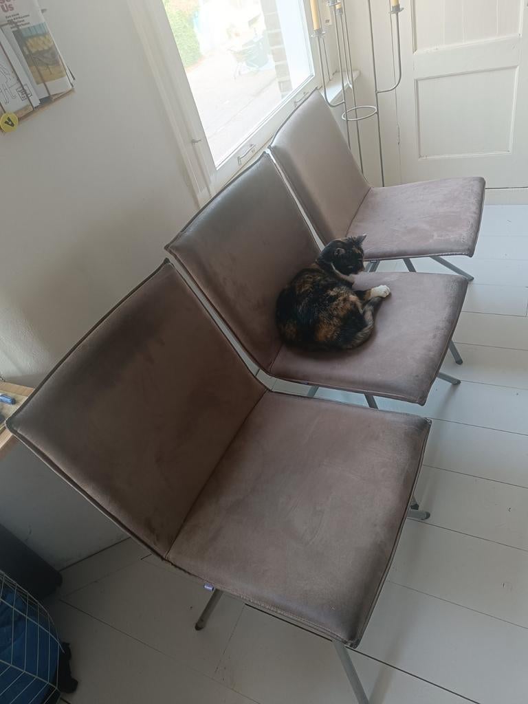 3 Eromes stoelen - Gebruikt, Huis en Inrichting, Ophalen, Gebruikt, Overige kleuren, Drie