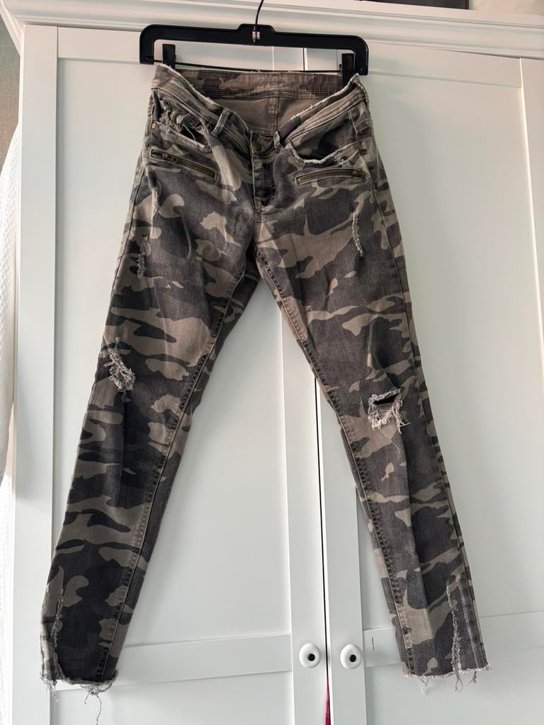 Legerprint jeans Zara, Ophalen of Verzenden, Zo goed als nieuw, Overige kleuren, W28 - W29 (confectie 36)