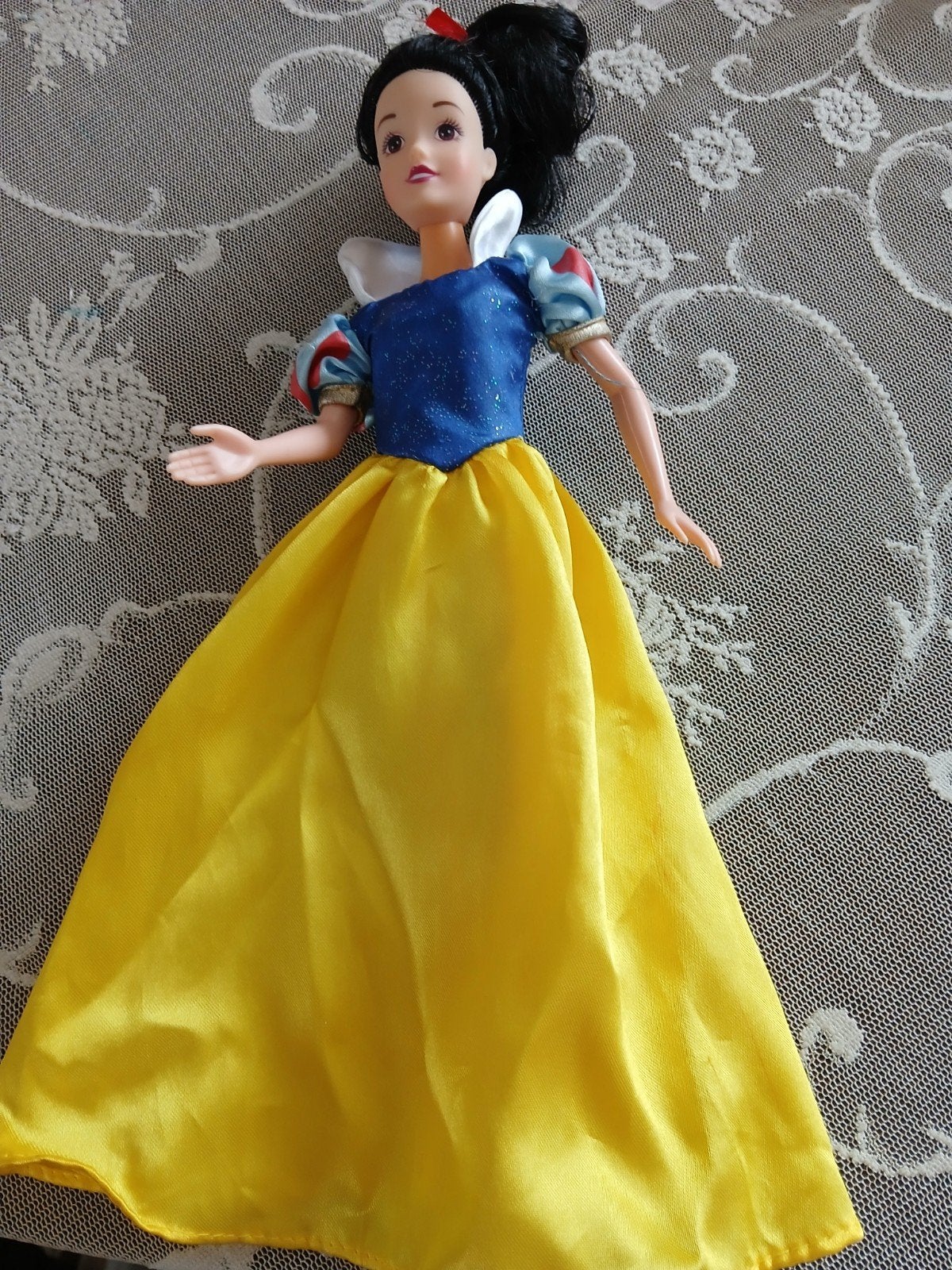 Simba Barbie Sneeuwwitje, Kinderen en Baby's, Speelgoed | Poppen, Ophalen of Verzenden, Barbie