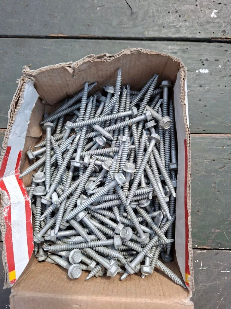 Zelfborende 6 kantige kop schroeven -, Ophalen of Verzenden, Zo goed als nieuw