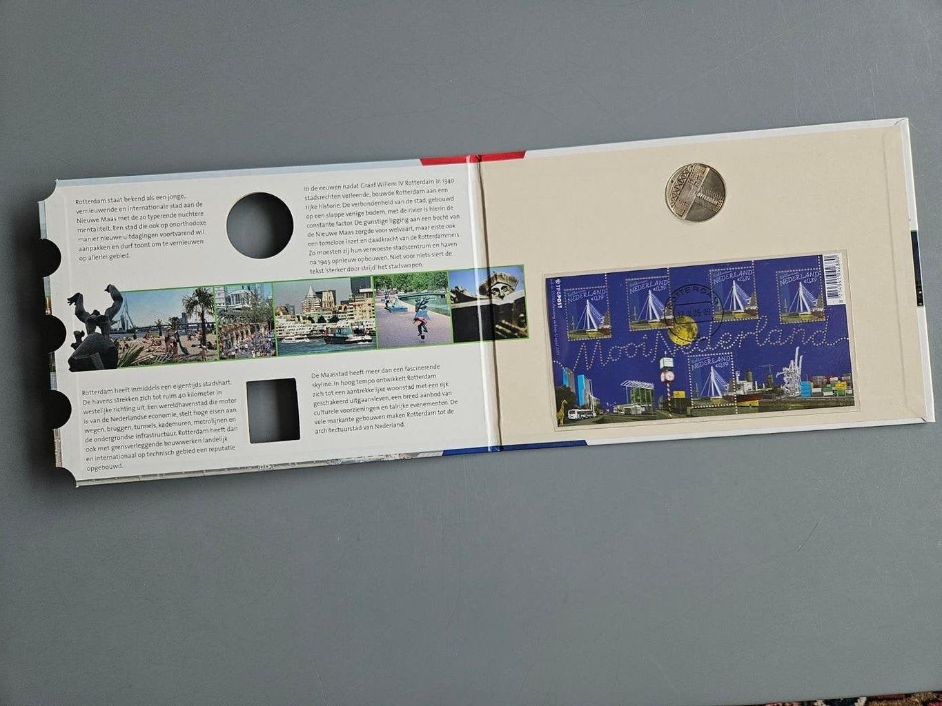 Luxe boekje Mooi Nederland 2005 Rotterdam zie beschrijving, Ophalen of Verzenden, Na 1940