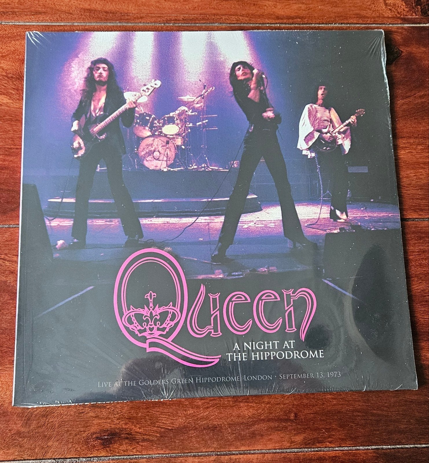 Queen a night at the hippodrome LP
Rock. ( geseald), Ophalen of Verzenden, Nieuw in verpakking, 12 inch, Poprock