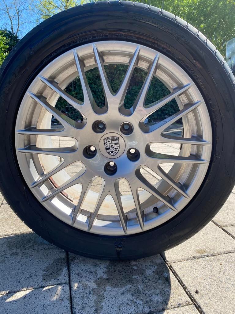 Orginele Porche banden & velgen, 20 inch, Ophalen, 275 mm, Banden en Velgen, All Season