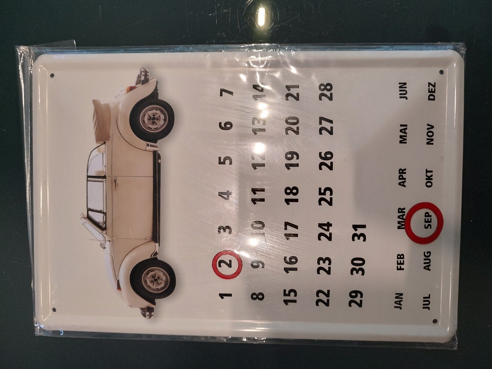 Jaar kalender VW Käfer Cabrio, metaal met magneet ringen, Ophalen of Verzenden, Jaarkalender, Nieuw