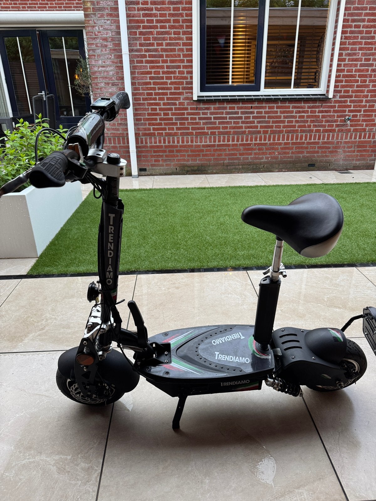 Elektrische step met zadel, Ophalen, Zo goed als nieuw, Elektrische step (E-scooter)