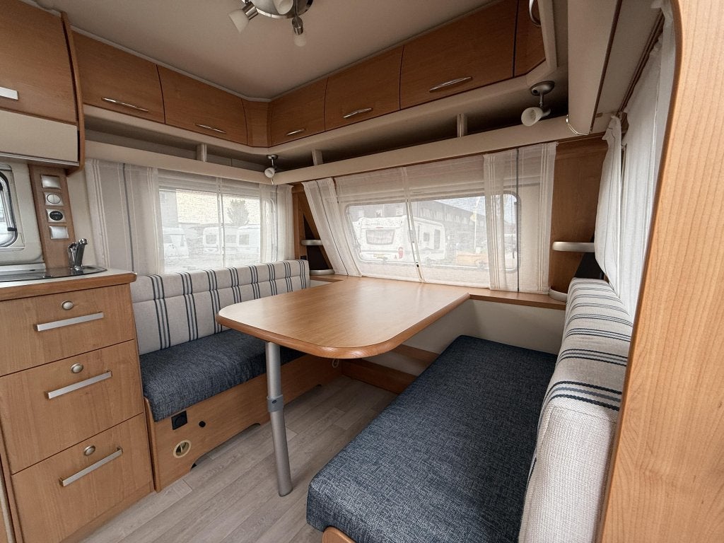 Fendt Saphir 490 TKM Stapelbed & Voortent Mover, Caravans en Kamperen, Caravans, Dwarsbed, Bedrijf, Ringverwarming, Overige