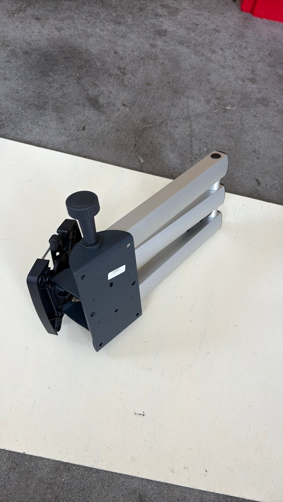 Te koop TV wand ophangbeugel novus sky 10, Audio, Tv en Foto, Televisiebeugels, Ophalen, Nieuw