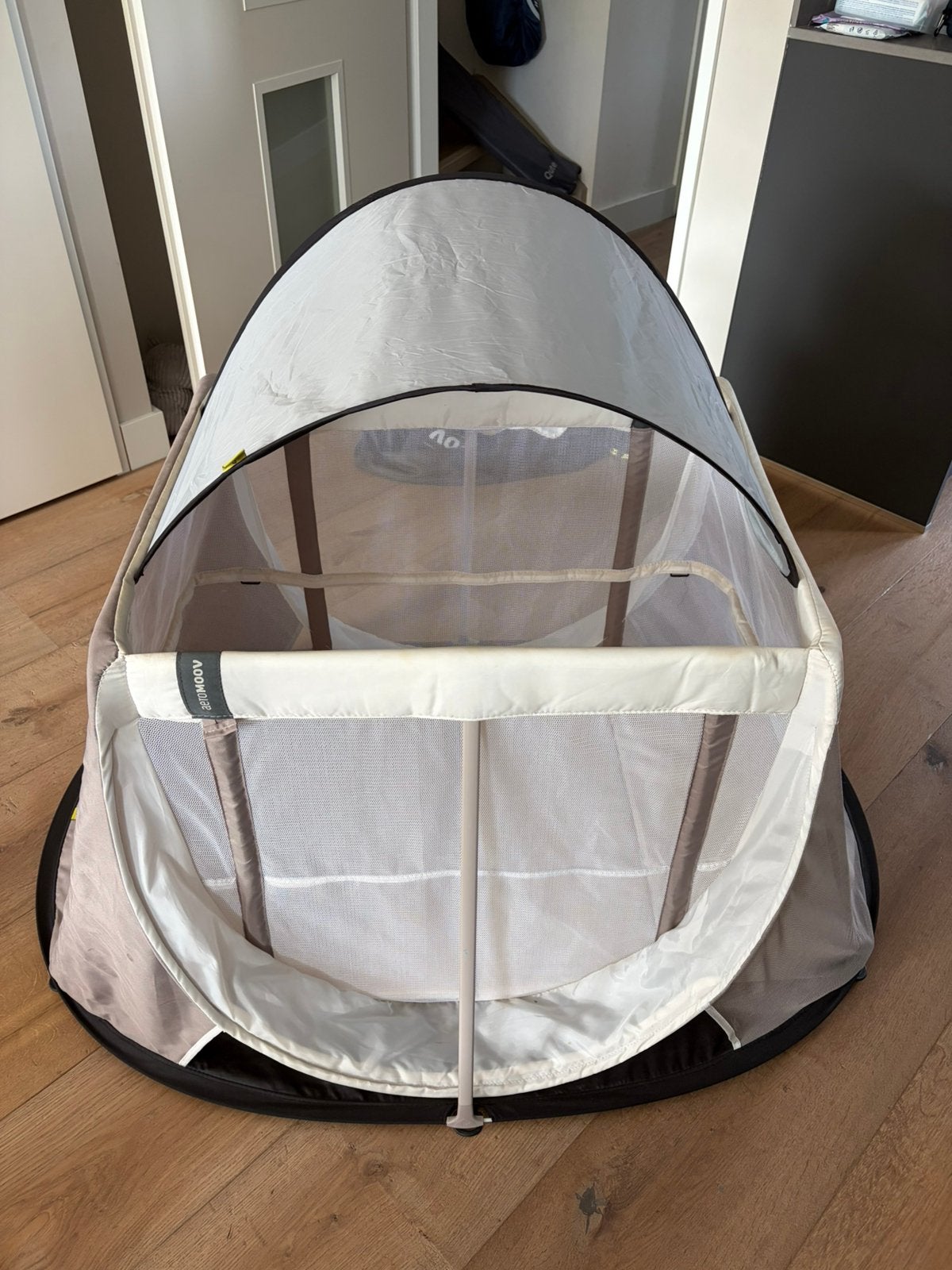 Aeromoov instant reisbedje met zonnescherm en muggennet, Ophalen, Zo goed als nieuw, Reisbedje
