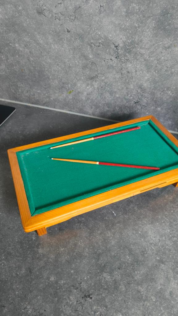 Miniatuur biljarttafel met keuen, Ophalen of Verzenden, Gebruikt, Overige typen