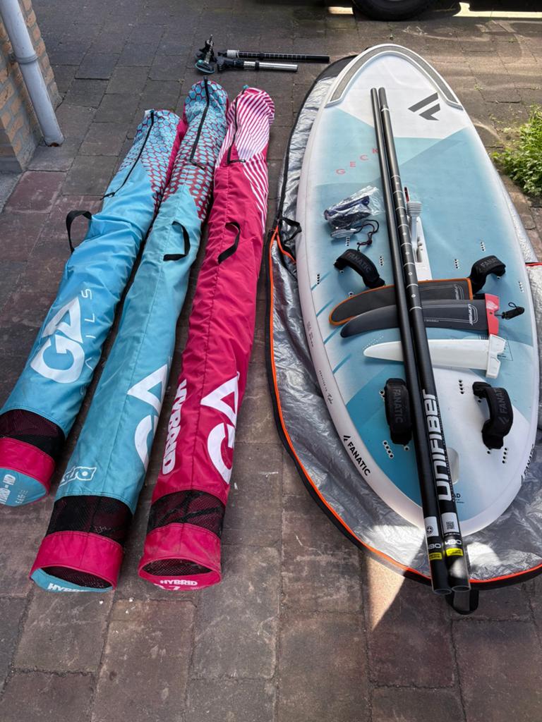 fanatic gecko daggerboard 156 ltr, Watersport en Boten, Ophalen, 250 tot 300 cm, Gebruikt, Met mast