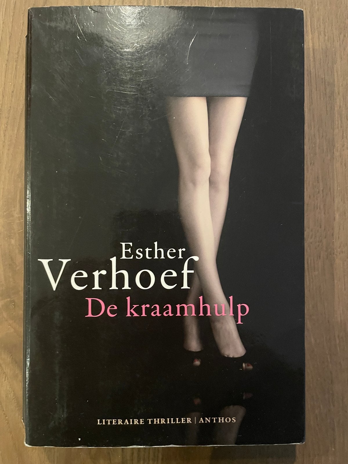 De kraamhulp - Esther Verhoef (Literaire thriller), Ophalen of Verzenden, Zo goed als nieuw, Nederland