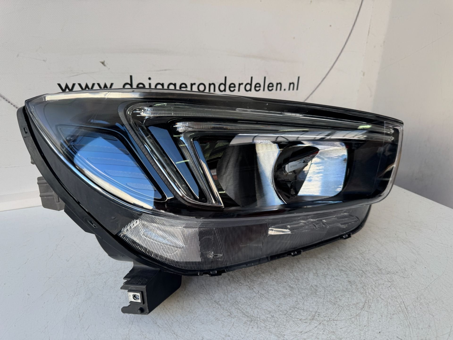 OPEL MOKKA X LED KOPLAMP 42566561 RECHTS, Gebruikt, Opel Automobile GmbH, Ophalen of Verzenden, Kontakt@opel-infoservice.de