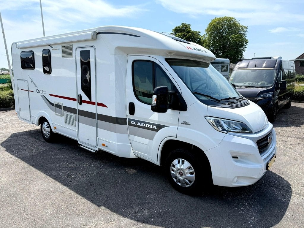 Adria Coral Axess S 600 SC, Caravans en Kamperen, Campers, Koelkast, Fiat, Tot en met 2, 6 tot 7 meter