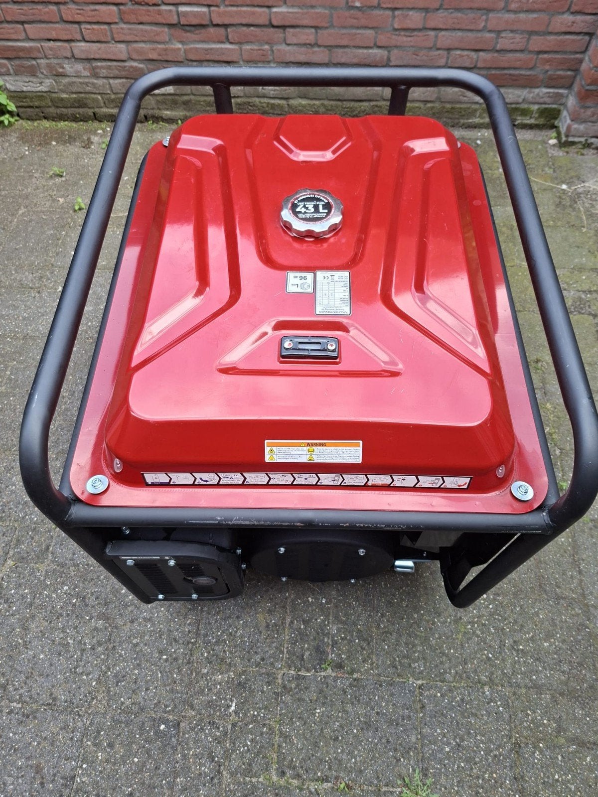 Valkenpower EC12000NE Benzine Aggregaat - Zo goed als nieuw, Doe-het-zelf en Verbouw, Aggregaten, Ophalen of Verzenden, Nieuw