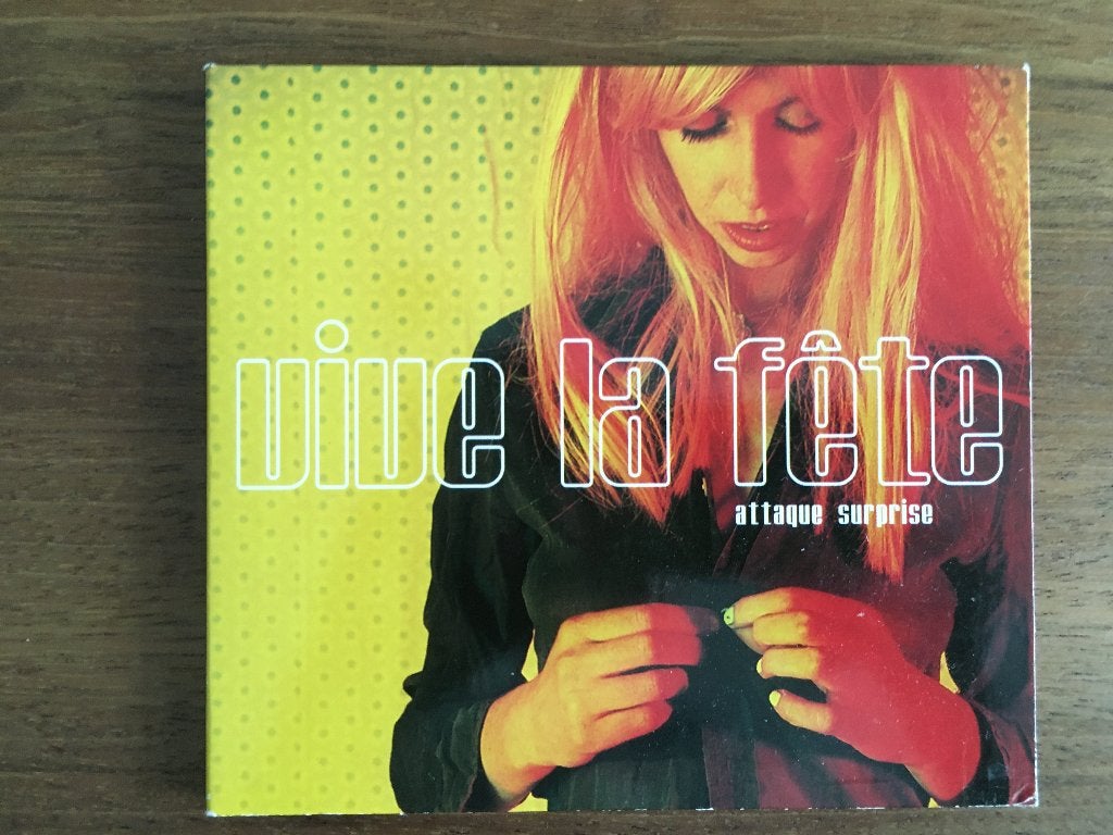 Cd Vive La Fete Attaque Surprise Digipack, Gebruikt, Pop, Digipak, Ophalen of Verzenden