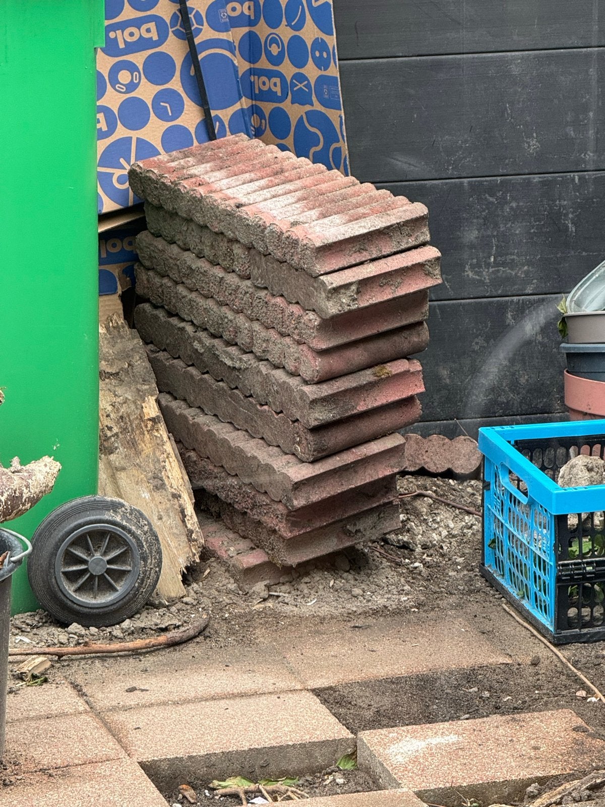 12 stuks gebruikte pallisadestenen, Tuin en Terras, Tegels en Klinkers, Ophalen, Gebruikt, Minder dan 5 m², Beton