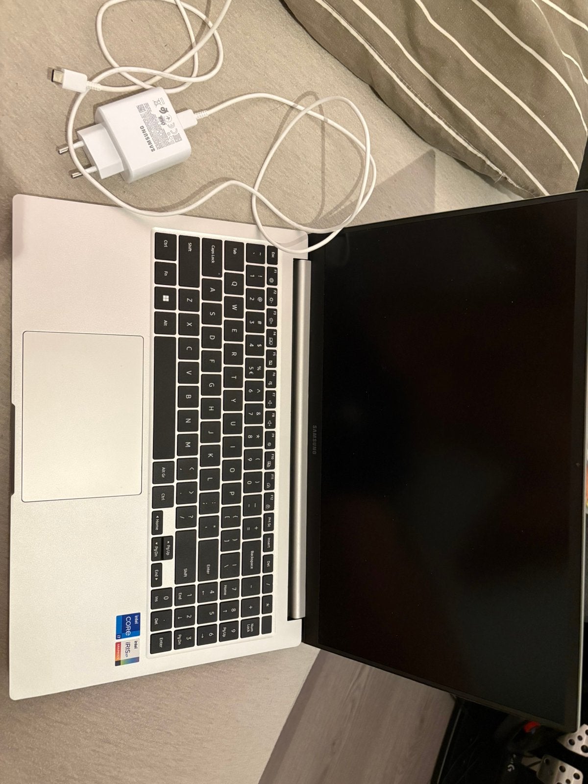 Samsung galaxy book 2 i7|512gb|16gb ram| met tas, Computers en Software, Windows Laptops, Ophalen, 2 tot 3 Ghz, Zo goed als nieuw