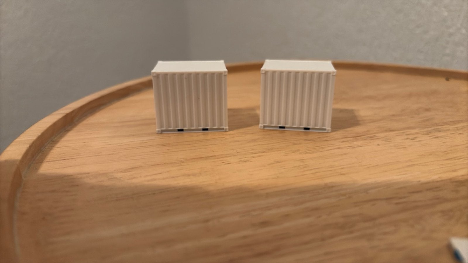 HERPA 2 CONTAINERS. HO 1:87, Ophalen of Verzenden, Zo goed als nieuw, Gelijkstroom of Wisselstroom, Overige merken