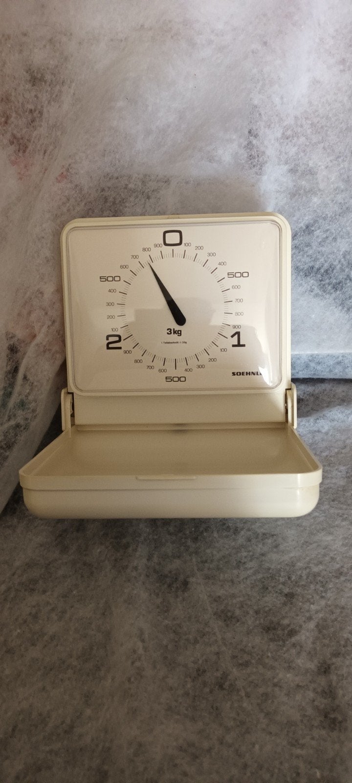 Vintage Soehnle creme Wand-Keukenweegschaal Jaren '70, Keukenweegschaal, Ophalen of Verzenden, Gebruikt, Minder dan 10 kg