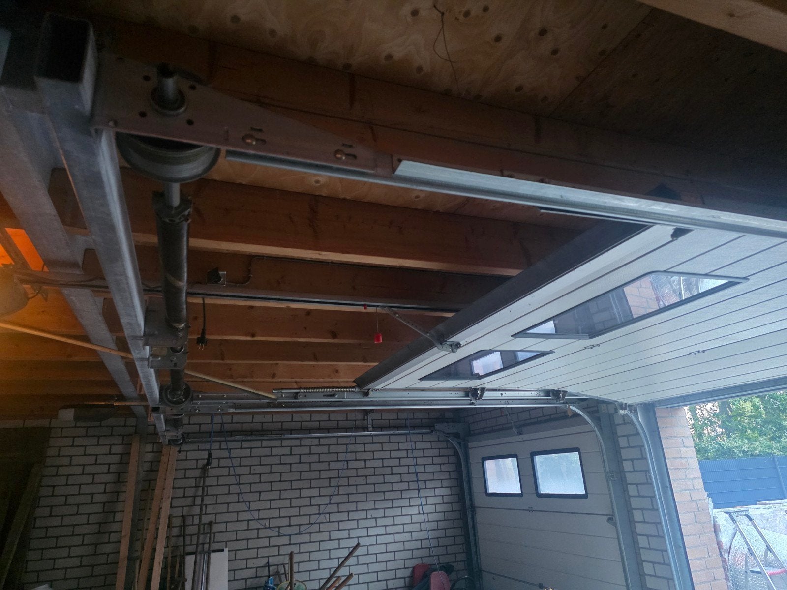 Nassau Garagedeur - Zo goed als nieuw, bouwjaar 2004, Doe-het-zelf en Verbouw, Deuren en Horren, Ophalen, Garagedeur, Zo goed als nieuw