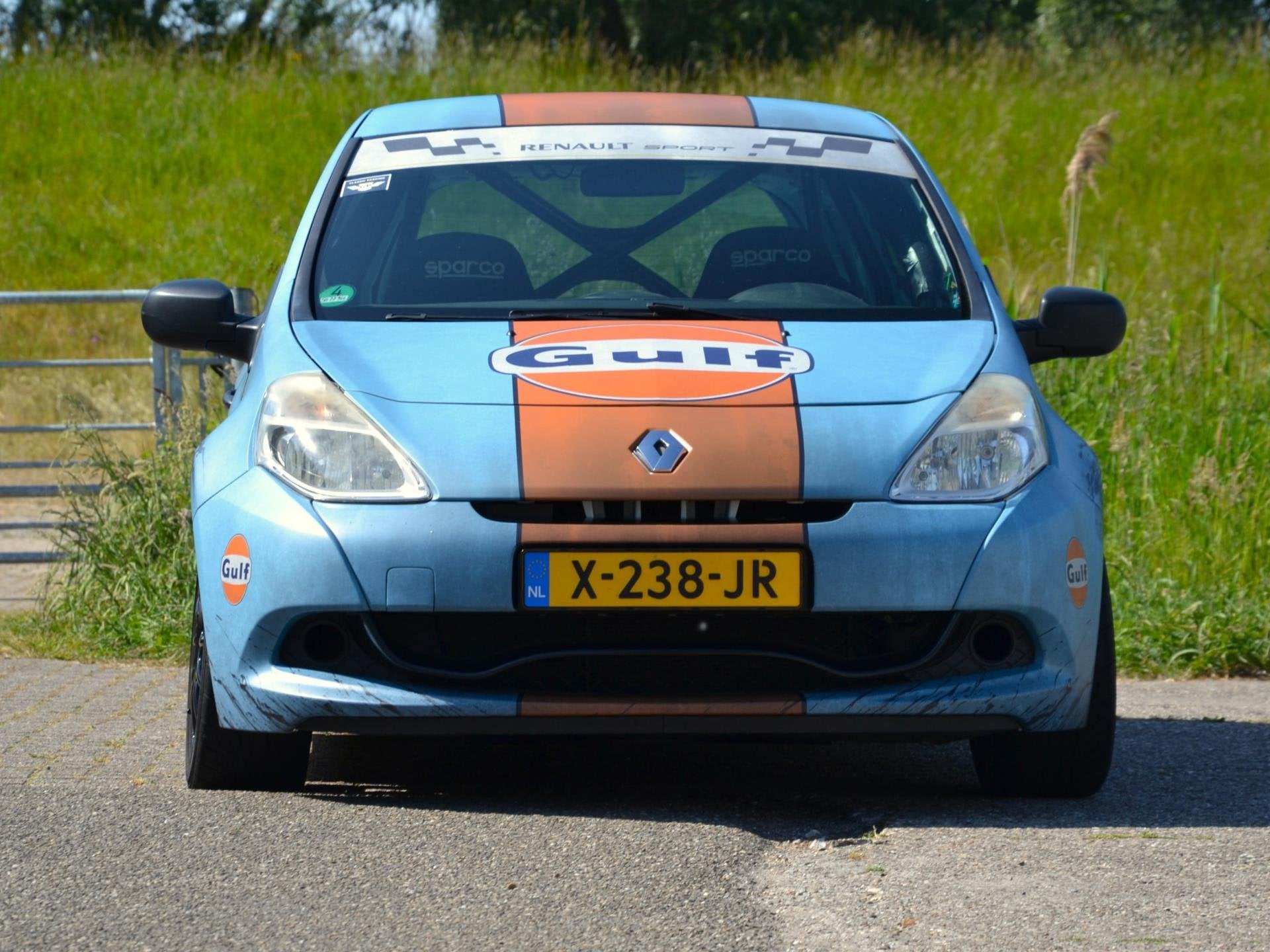 Renault Clio 2.0 RS Cup light / Trackday-ready / Lage km!, Auto's, Voorwielaandrijving, Gebruikt, Alcantara, Wit