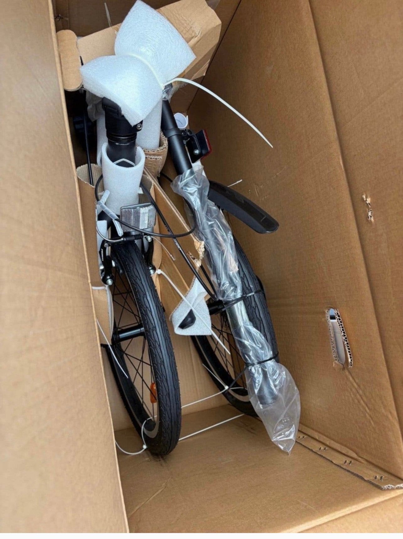 Foto 22 van FabricBike Folding Fiets - 7 Versnellingen, Lichtgewicht