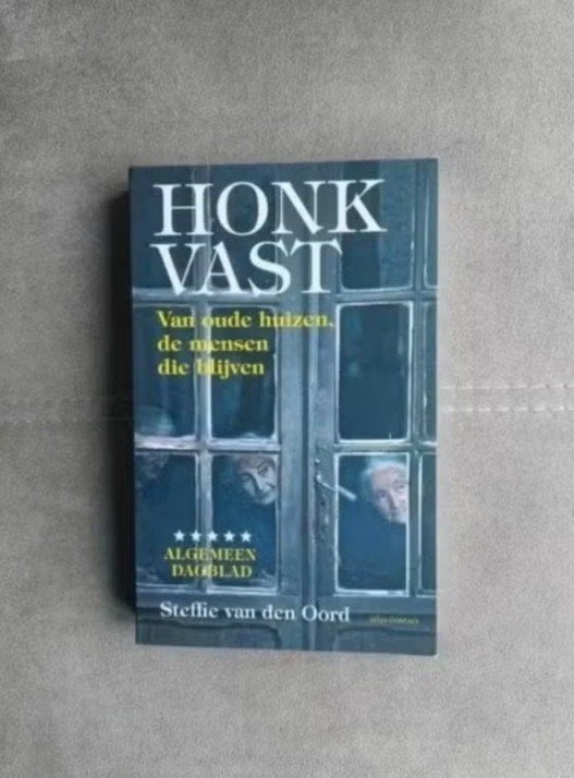 Honkvast door S. van den Oord, Ophalen of Verzenden, Zo goed als nieuw, Steffie van den Oord