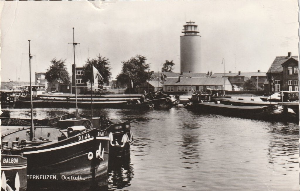 TERNEUZEN Oostkolk met Watertoren 1962, Verzenden, 1960 tot 1980, Gelopen, Zeeland