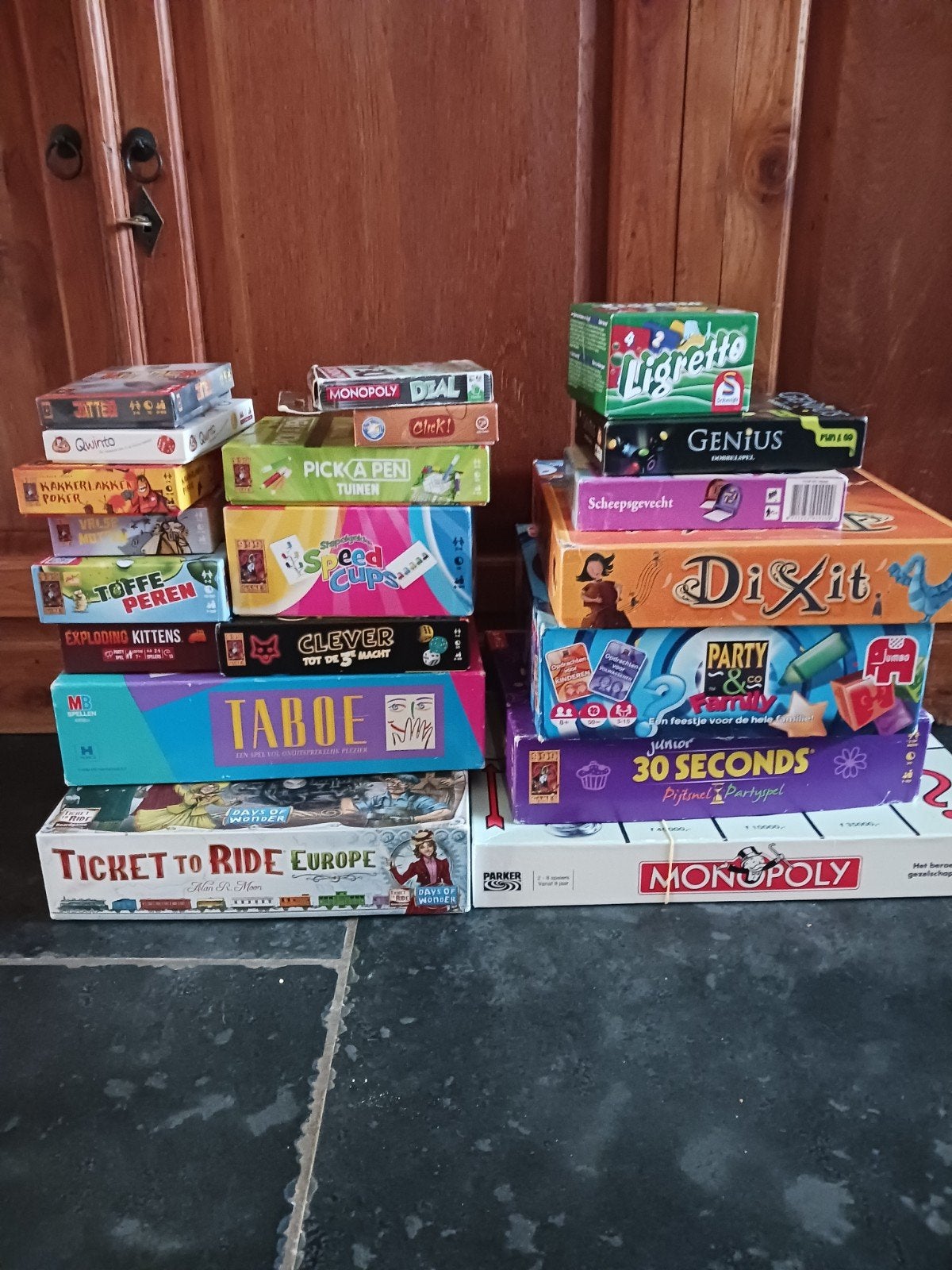 Grote collectie gezelschap spellen, Vijf spelers of meer, Ophalen of Verzenden, Zo goed als nieuw, Diverse
