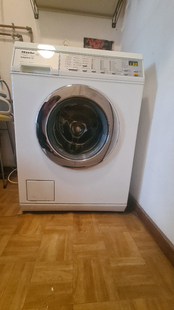 Miele softcare wasmachine, Ophalen, 1200 tot 1600 toeren, Gebruikt, 4 tot 6 kg