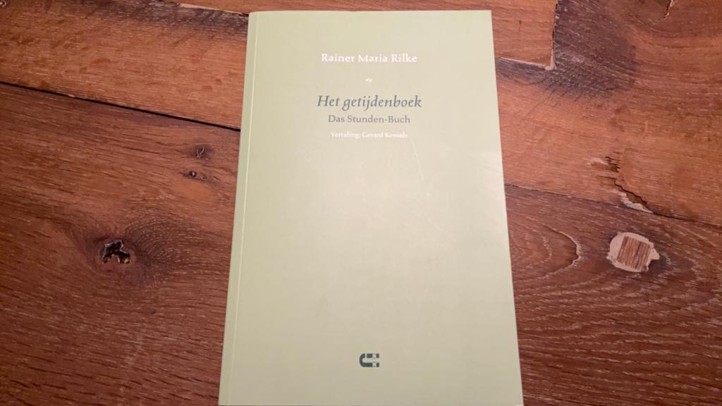 Het getijdenboek, tweetalig, van Rainer Maria Rilke!, Ophalen of Verzenden, Zo goed als nieuw