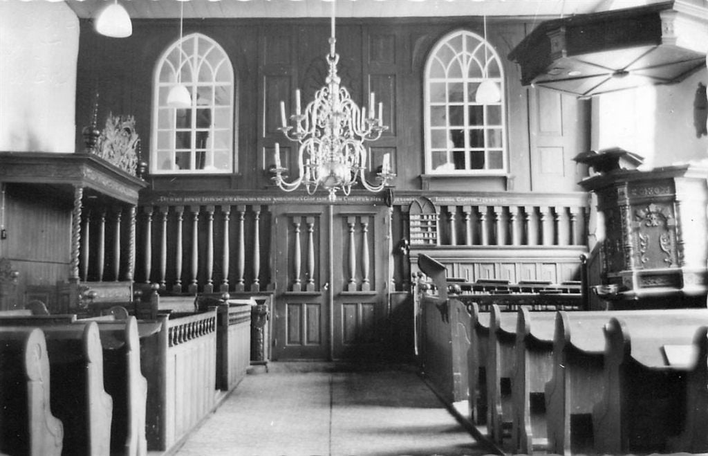 702-082-031 Oosterwijtwerd Ned Herv Kerk, Verzenden, Voor 1920, Friesland