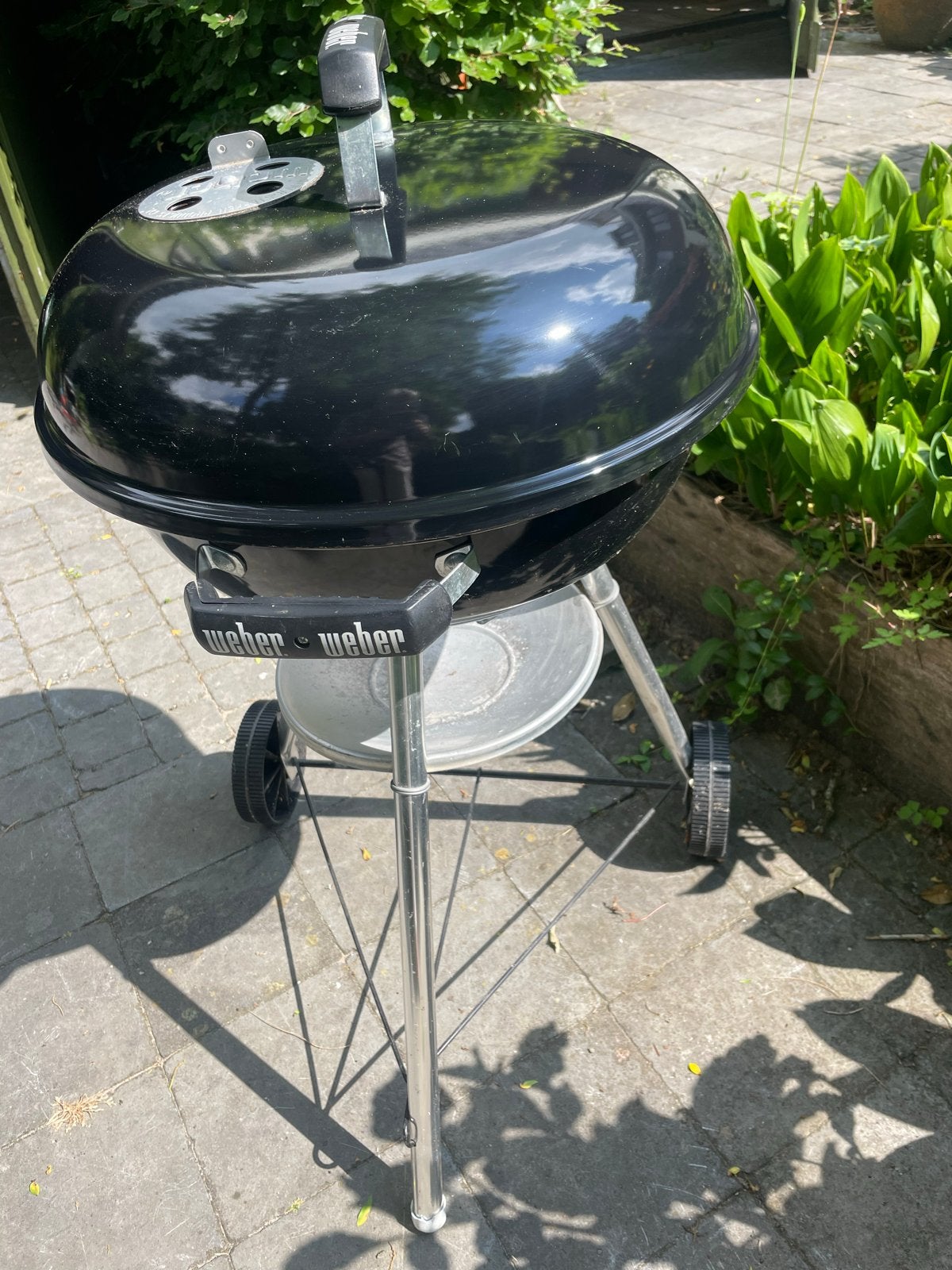 Weber Compact Kettle Houtskoolbarbecue - Zwart, Ophalen, Gebruikt