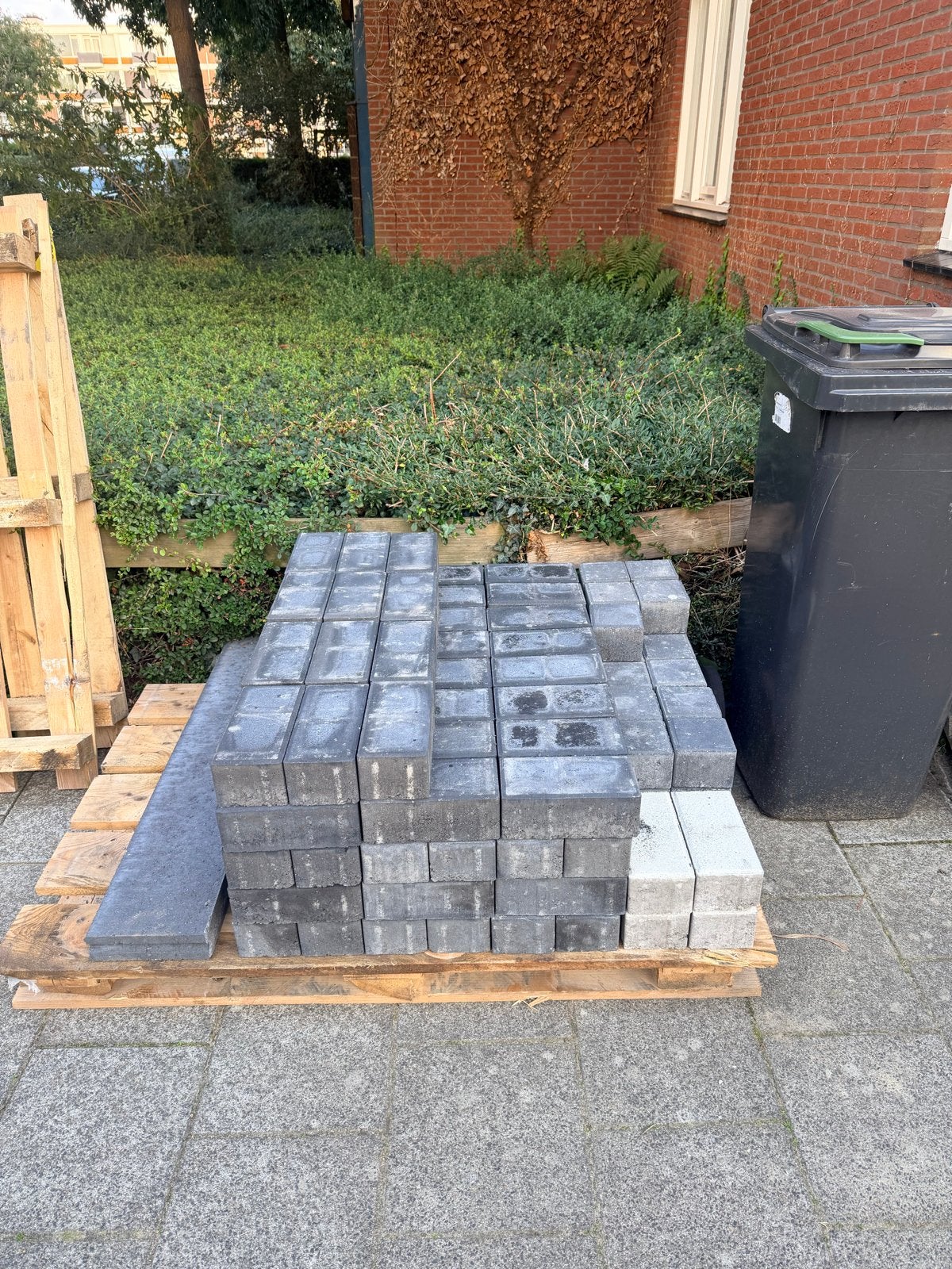 Nieuwe BSS betonklinkers 8 cm zwart met deklaag – 4,7 m², Ophalen, Nieuw, Beton, Klinkers