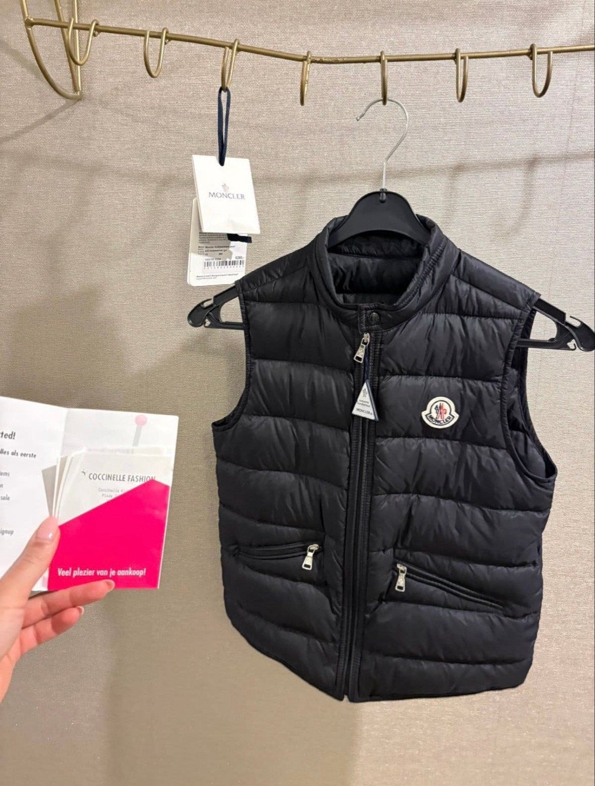 Moncler bodywarmer kind - Zwart - Maat 10 jaar, Kinderen en Baby's, Ophalen of Verzenden, Zo goed als nieuw, Jongen of Meisje