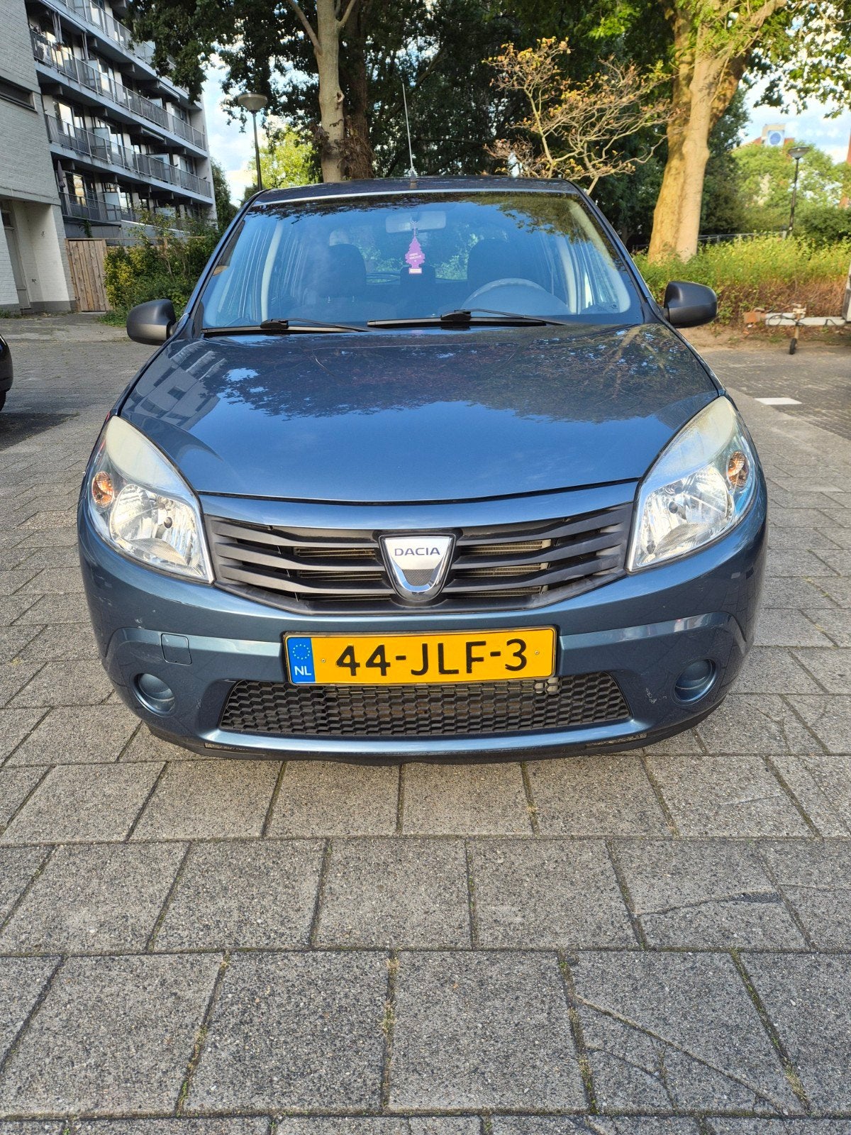 Dacia Sandero 1.6 MPI 90 2009 Blauw, Auto's, Voorwielaandrijving, 40 €/maand, 1011 kg, 4 cilinders