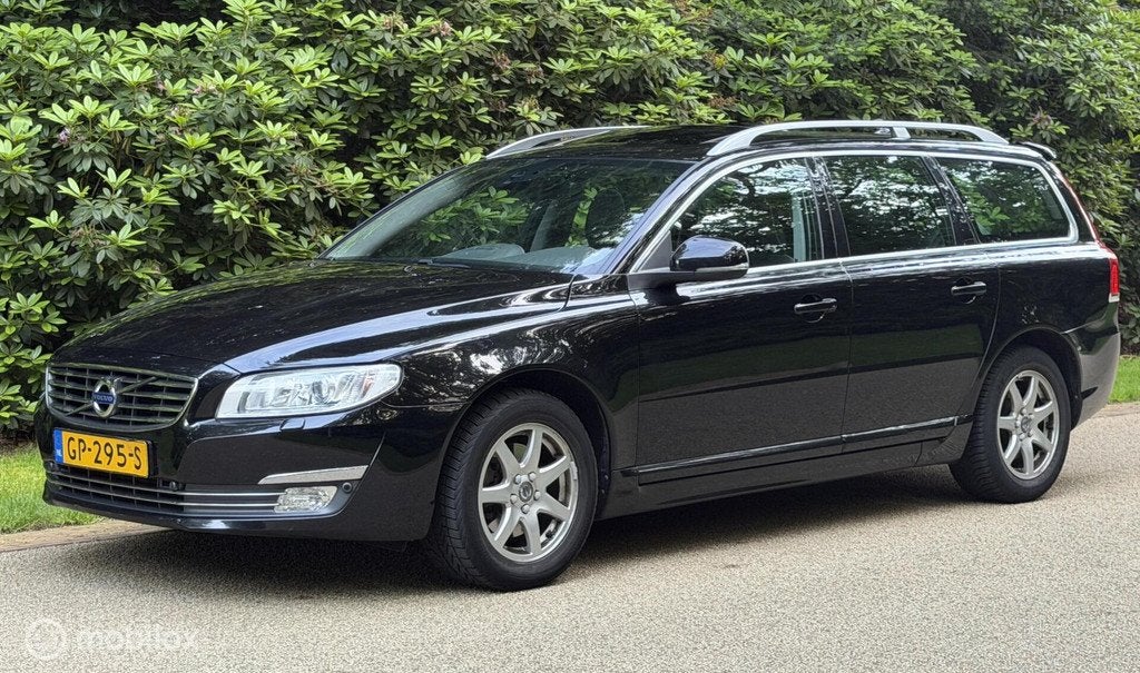 Volvo V70 2.0 T4 Inscription Automaat Trekhaak Open Dak, Gebruikt, 1969 cc, Zwart, 1600 kg
