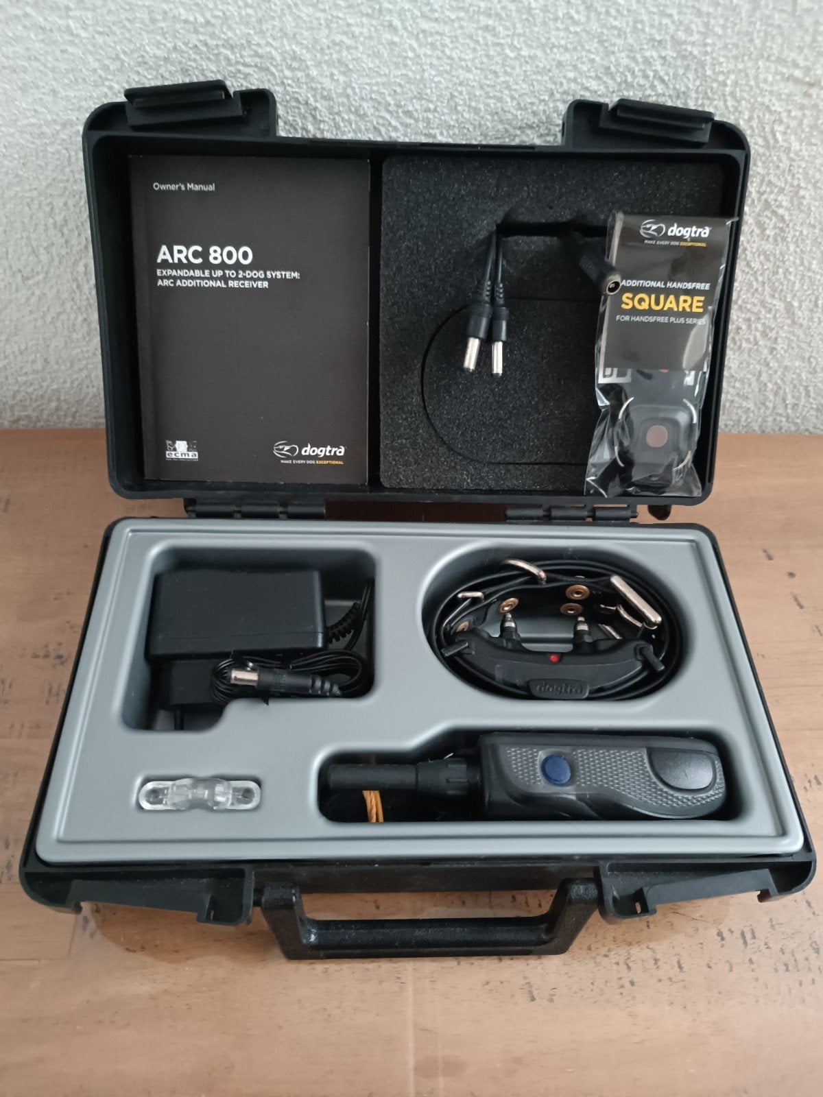 Dogtra ARC 800 Handsfree ! | Compleet in koffer + Square, Ophalen of Verzenden, Zo goed als nieuw