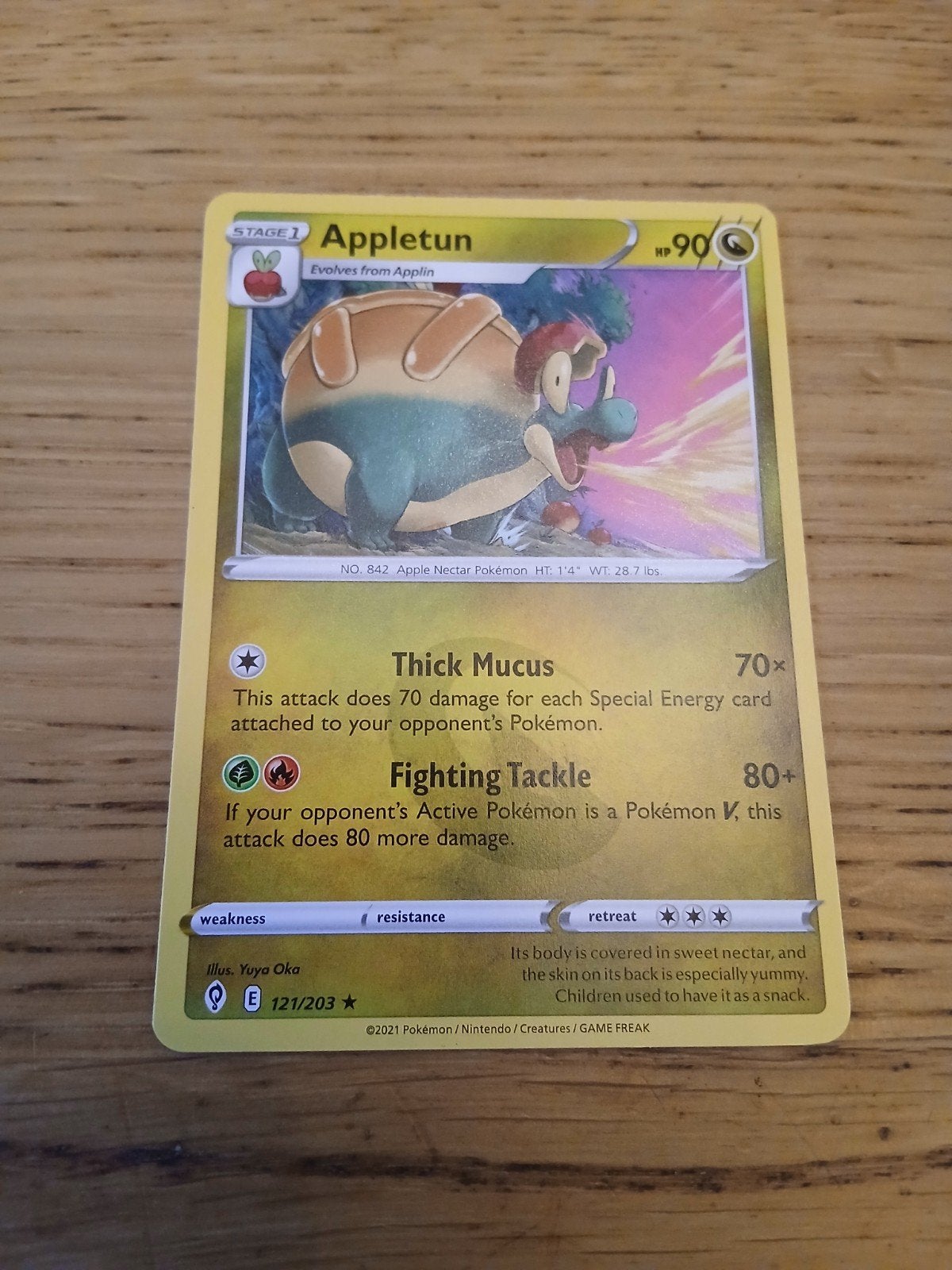 Pokémon Kaart Appletun 121/203 - Zo goed als nieuw, Ophalen of Verzenden, Zo goed als nieuw, Losse kaart