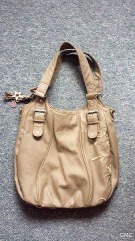 Brunotti dames handtas taupe kleurig met riempjes motief, Sieraden, Tassen en Uiterlijk, Tassen | Damestassen, Ophalen of Verzenden