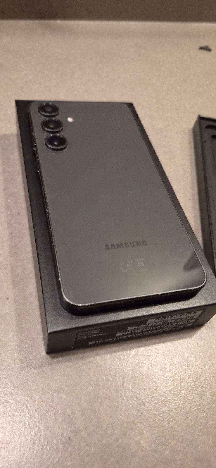 Foto 3 van Samsung S24 FE 128GB - Zeer goede staat, incl. doos