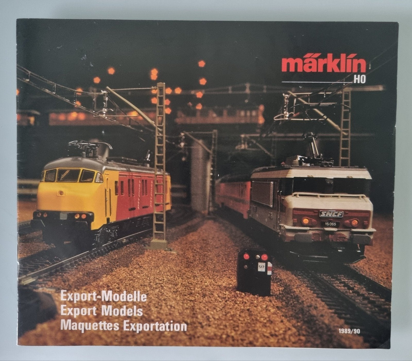 Marklin ho folder 1989/90, 25x21,5cm., export modellen., Verzamelen, Spoorwegen en Tramwegen, Ophalen of Verzenden, Zo goed als nieuw
