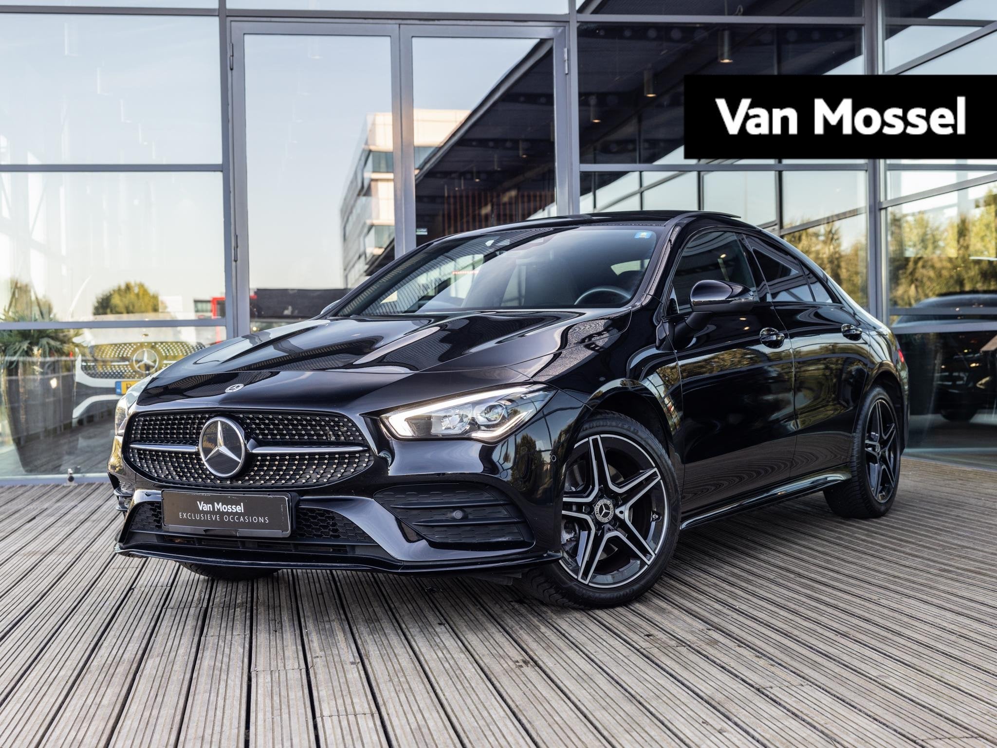 Mercedes-Benz CLA-klasse 250 e AMG Line | PANORAMADAK | STOE, Auto diversen, Automaat, Zwart, Mercedes-Benz, Hybride Elektrisch/Benzine