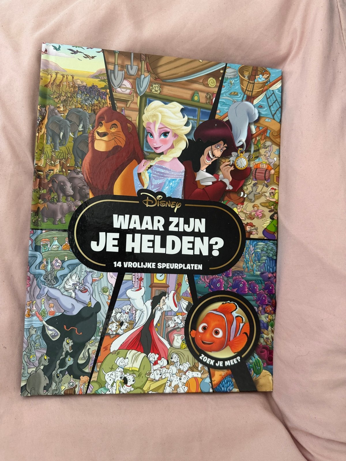 Disney Waar zijn je helden? Zoekboek met 14 speurplaten, Ophalen of Verzenden, Zo goed als nieuw, Uitklap-, Voel- of Ontdekboek