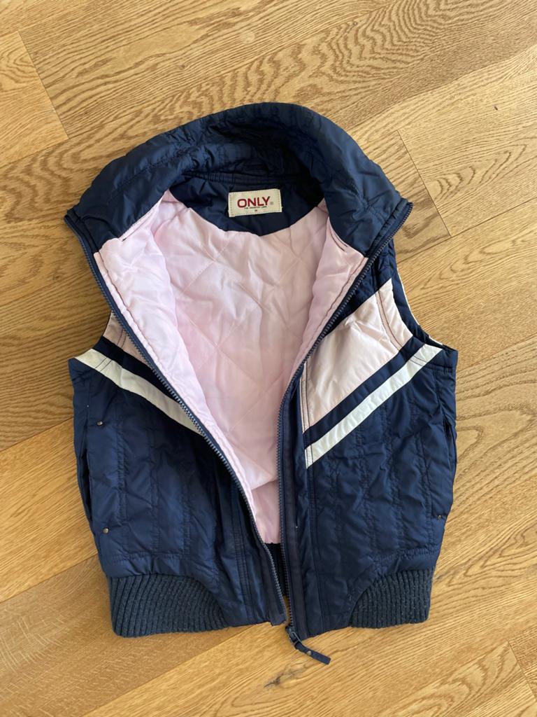 Stijlvolle Bodywarmer van Only - Maat M, Kleding | Dames, Bodywarmers, Ophalen of Verzenden, Zo goed als nieuw, Maat 38/40 (M)